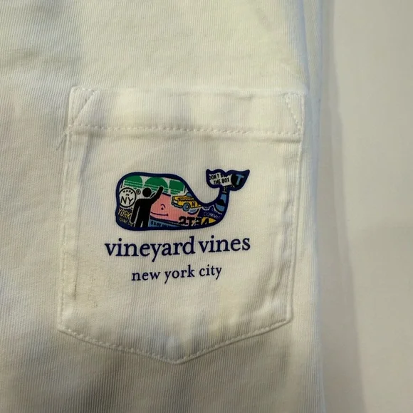 Vineyard Vines Boys New York City Whale T Shirt - Picture 6 of 6